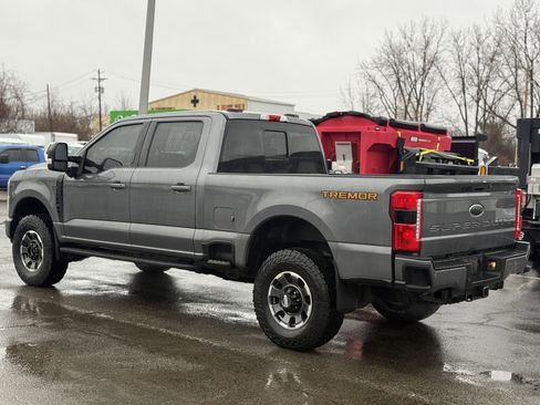 Used 2023 Ford F250 XLT w/ Tremor Off-Road Package image 5
