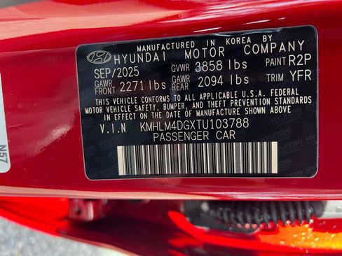 New 2026 Hyundai Elantra Sport FWD image 32