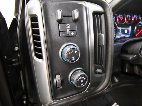 Used 2019 Chevrolet Silverado 2500 LTZ w/ Duramax Plus Package AWD/4WD image 18