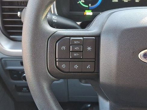 Used 2022 Ford F150 Lightning Pro image 23