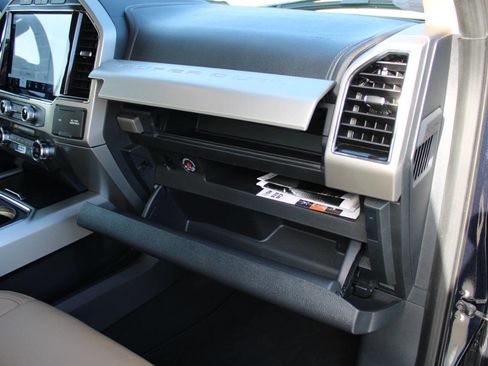 Used 2022 Ford F250 Lariat w/ Lariat Value Package image 50