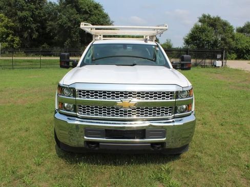Used 2019 Chevrolet Silverado 2500 W/T w/ WT Convenience Package RWD image 4