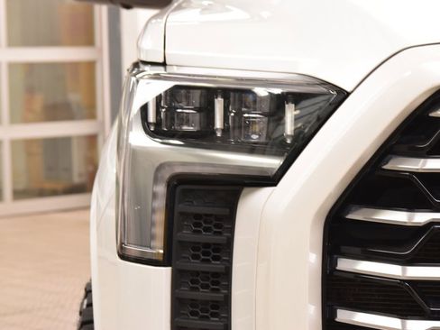 Used 2022 Toyota Tundra Capstone AWD/4WD image 11