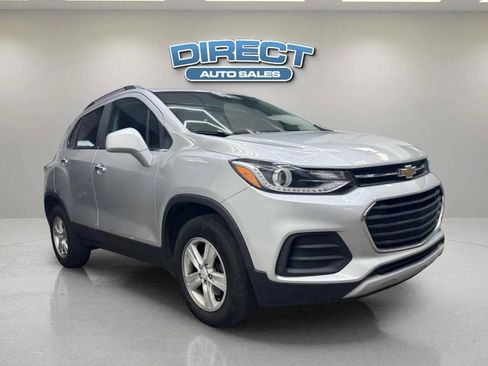 Used 2019 Chevrolet Trax LT w/ LT Convenience Package AWD/4WD image 1