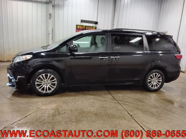 Used 2020 Toyota Sienna XLE FWD image 5