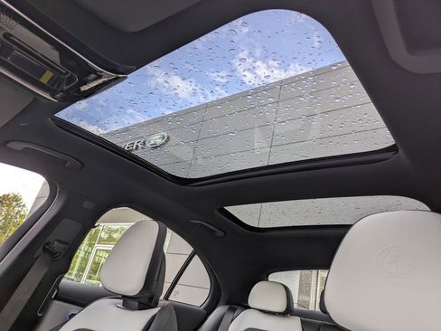 New 2026 Mercedes-Benz E 53 AMG e 4MATIC Sedan image 13