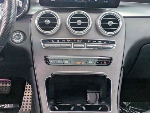 Used 2022 Mercedes-Benz GLC 300 image 19
