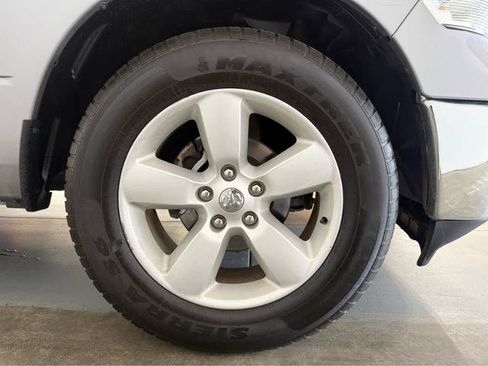 Used 2023 RAM 1500 Classic SLT AWD/4WD image 11