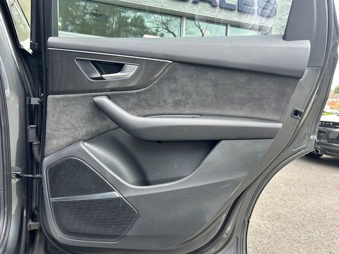 Used 2021 Audi SQ7 Premium Plus w/ Driver Assistance Package image 41