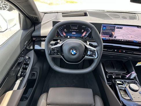 New 2026 BMW 530i xDrive AWD/4WD image 12