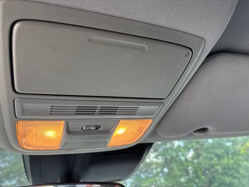 Used 2020 Honda CR-V LX image 15