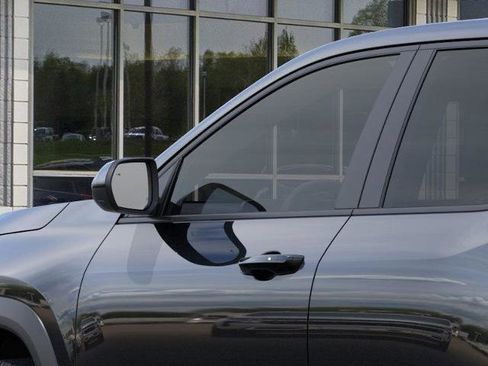 New 2026 Chevrolet Equinox LT image 36