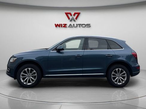 Used 2016 Audi Q5 2.0T Premium Plus w/ Technology Package AWD/4WD image 2