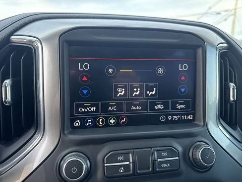 Used 2020 Chevrolet Silverado 1500 LT Trail Boss image 19