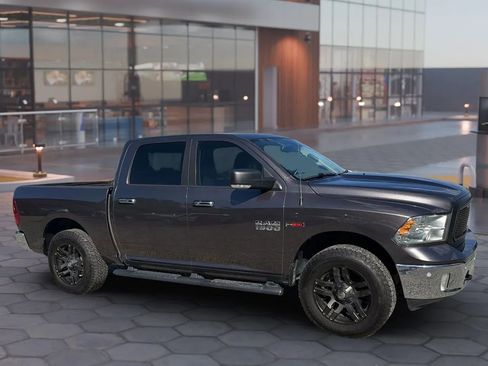 Used 2018 RAM 1500 Big Horn AWD/4WD image 19