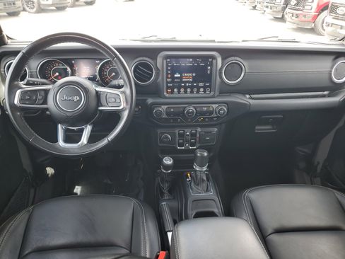 Used 2021 Jeep Gladiator Overland w/ Popular Equipment Package image 14