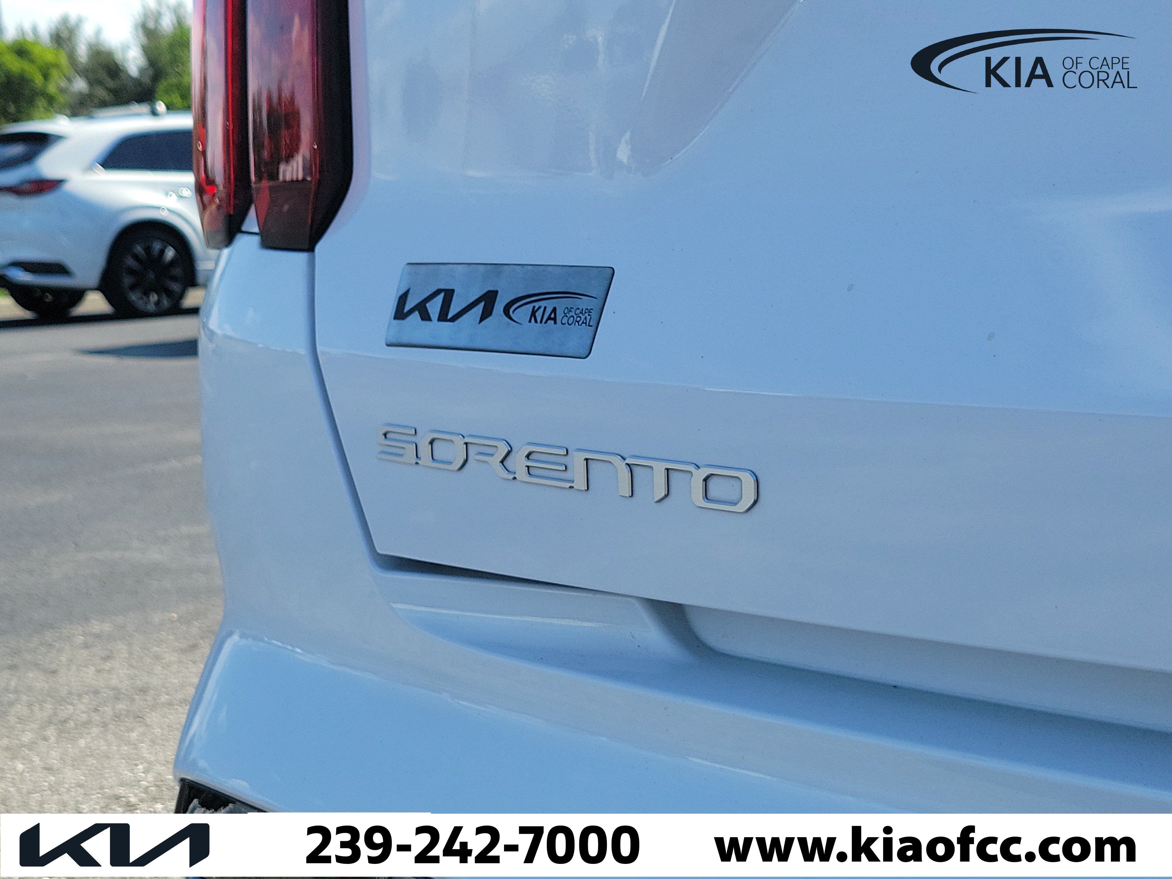 Certified 2023 Kia Sorento S w/ Panoramic Sunroof Package FWD image 10