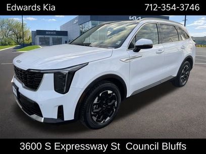 New 2025 Kia Sorento S w/ Panoramic Sunroof Package