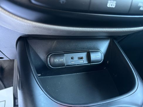 Used 2014 Kia Soul image 19