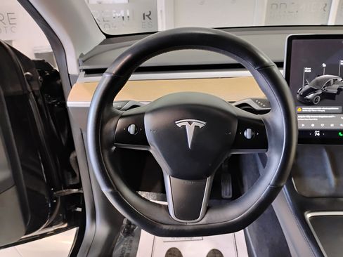 Used 2021 Tesla Model Y 2WD image 77