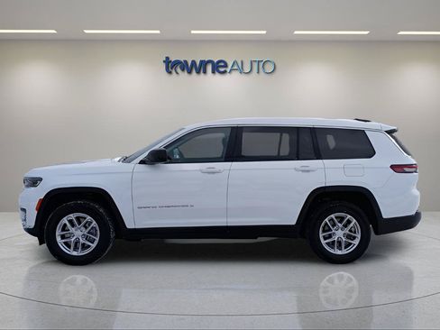 Used 2023 Jeep Grand Cherokee L Laredo w/ Luxury Tech Group I AWD/4WD image 2