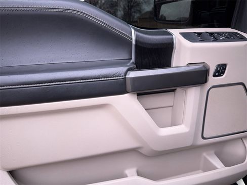 Used 2020 Ford F250 Limited image 34