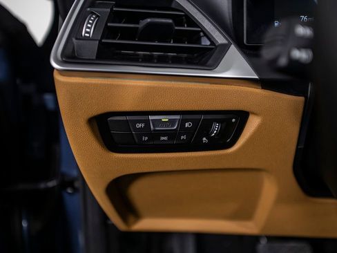 Used 2024 BMW 430i xDrive Convertible w/ Premium Package image 46