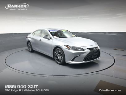 Used 2023 Lexus ES 250 w/ Premium Package