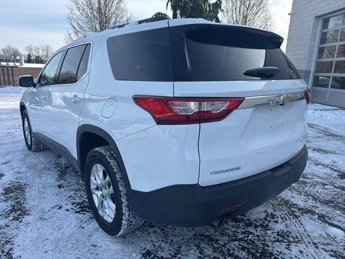 Used 2020 Chevrolet Traverse LT image 5