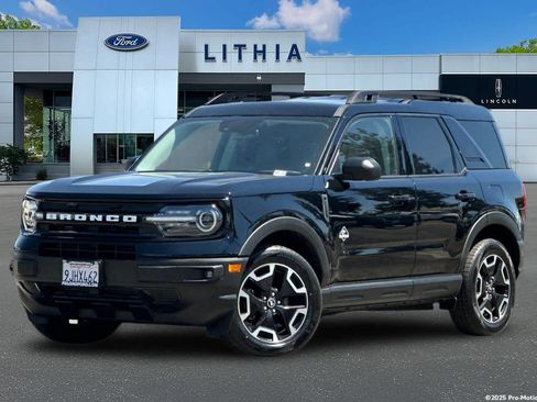 Certified 2023 Ford Bronco Sport Outer Banks AWD/4WD image 1