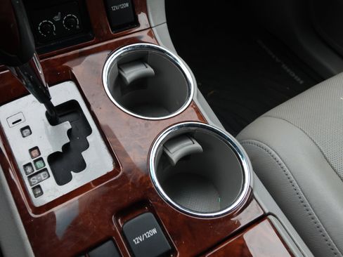 Used 2013 Toyota Highlander Limited image 30