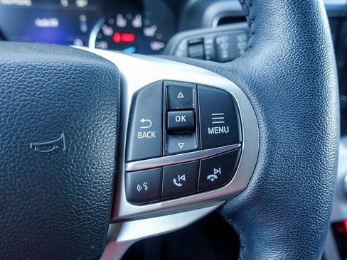 Used 2023 Ford Explorer XLT w/ Equipment Group 202A image 18