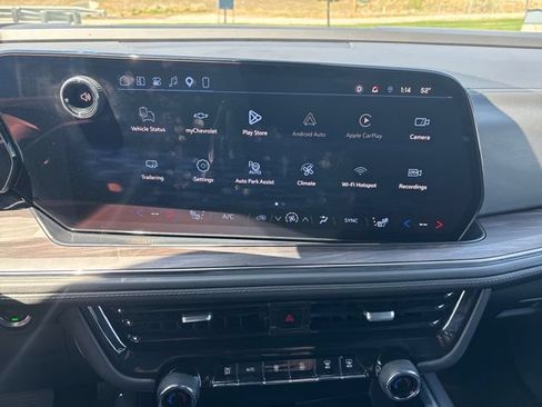 Certified 2025 Chevrolet Suburban Z71 AWD/4WD image 19
