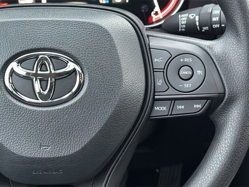New 2025 Toyota RAV4 XLE image 28