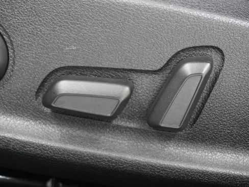 Used 2010 Audi A5 2.0T Premium Plus image 16