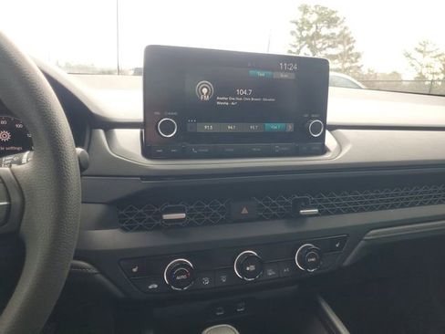 Certified 2025 Honda Accord SE image 21