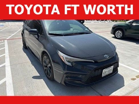 Used 2025 Toyota Corolla SE FWD image 1