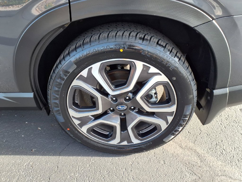 Certified 2023 Subaru Ascent Touring AWD/4WD image 15