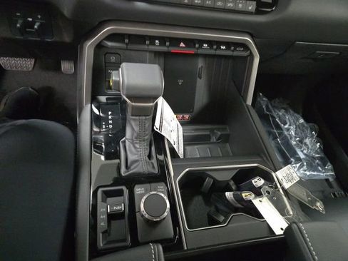 New 2026 Toyota Tundra Limited AWD/4WD image 26