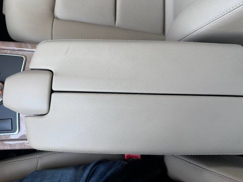 Used 2012 Mercedes-Benz E 350 Sedan image 37