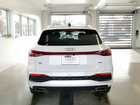 New 2025 Audi Q5 Premium image 5