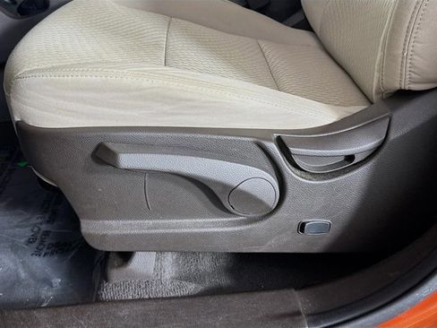 Used 2018 Hyundai Santa Fe Sport image 20