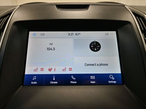 Used 2020 Ford Edge SEL w/ Cold Weather Package AWD/4WD image 13