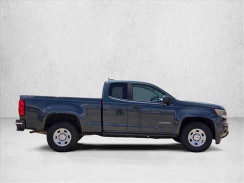 Used 2017 Chevrolet Colorado W/T RWD image 4