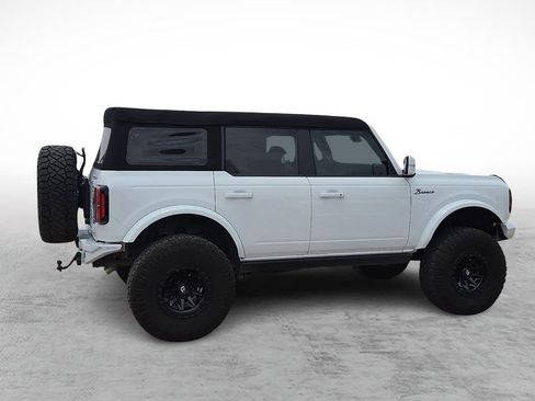 Used 2023 Ford Bronco Outer Banks AWD/4WD image 12