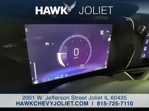 Used 2025 Chevrolet TrailBlazer LT AWD/4WD image 14