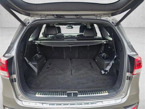 Used 2017 Kia Sorento SX image 13