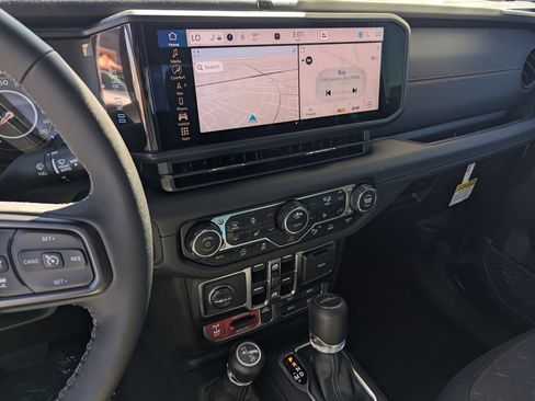 New 2025 Jeep Gladiator Mojave w/ Safety Group image 10