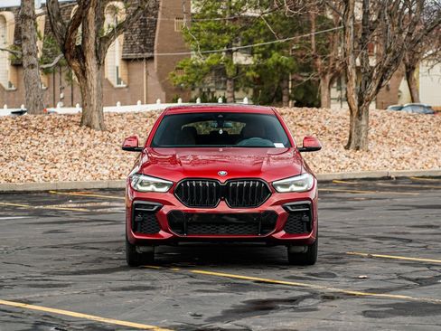 Used 2023 BMW X6 xDrive40i w/ M Sport Package image 2