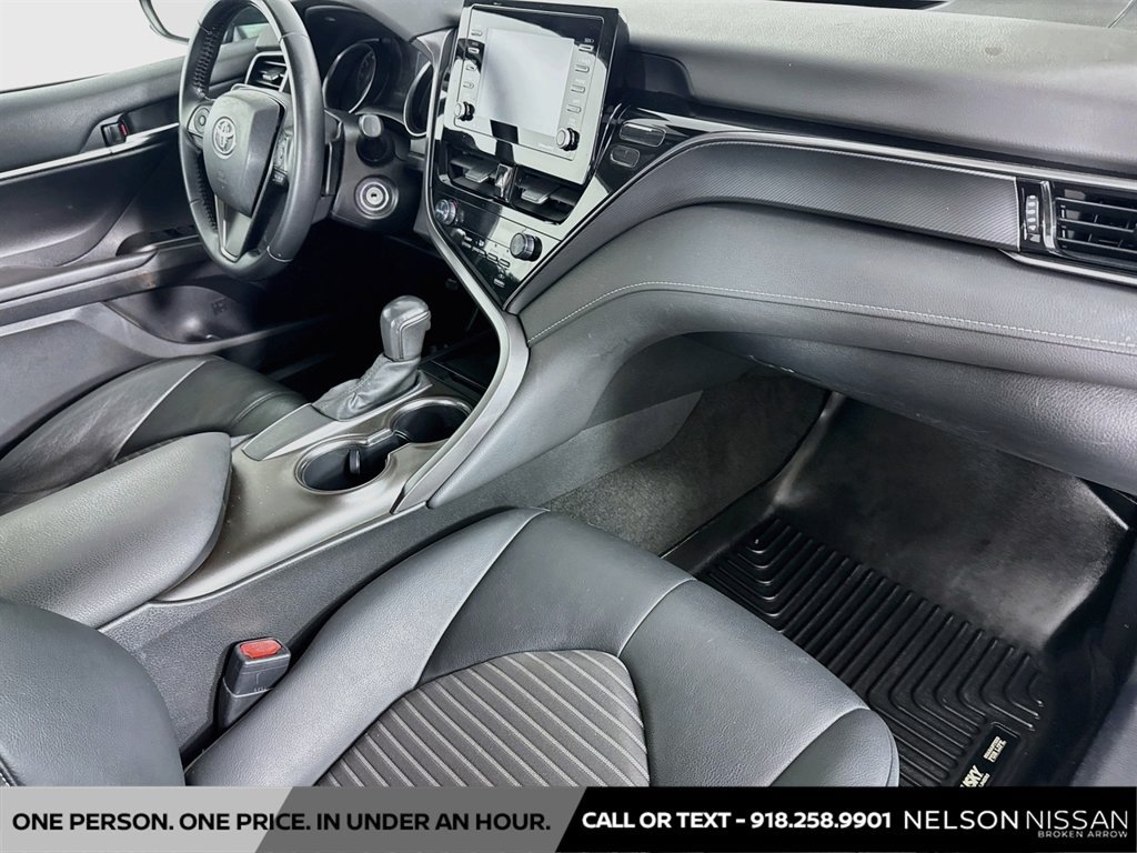 Used 2021 Toyota Camry SE FWD image 26